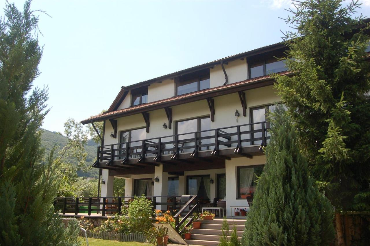 Pensiunea Muntele Rece Bran  Exterior photo